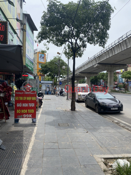 GOLDEN BUSINESS LOCATION ON CAU DIEN SIDEWALK, PHU DIEN WARD, NORTH TU LIEM, HANOI. Vietnam, Sales, đ 7.2 Billion