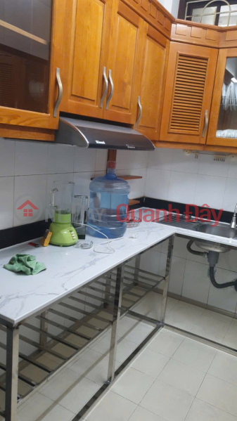 Cho thuê căn hộ Tập thể tầng 2 Chùa Bộc, 60m2, 2 ngủ, 2 vệ sinh, 9 Triệu/th | Việt Nam | Cho thuê | đ 9 triệu/ tháng