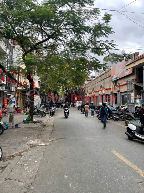 BÁN NHÀ 3 TẦNG MẶT PHỐ NGỌC HÀ, GẦN LĂNG BÁC, 75M2 MT 4,5M GIÁ 23 TỶ _0