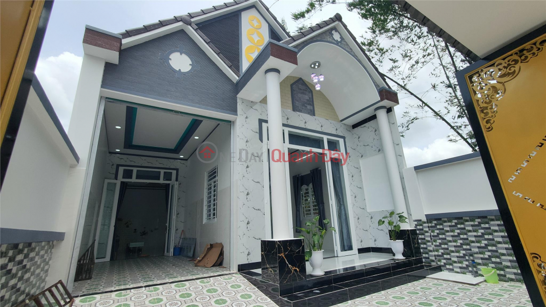 The house is spacious, convenient to move to Tay Ninh city. Sales Listings