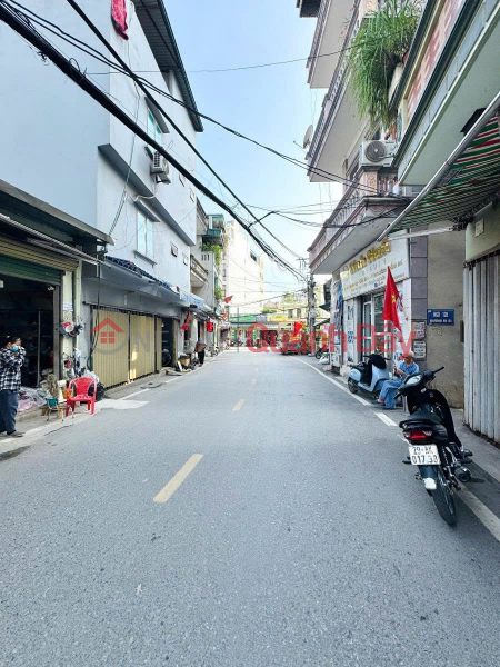 CỰC SỐC ! MẶT PHỐ DI ÁI DI TRẠCH HOÀI ĐỨC LÔ GÓC Ô TÔ KD 68M MT 7M NHỈNH 12TỶ NỞ HẬU. Niêm yết bán