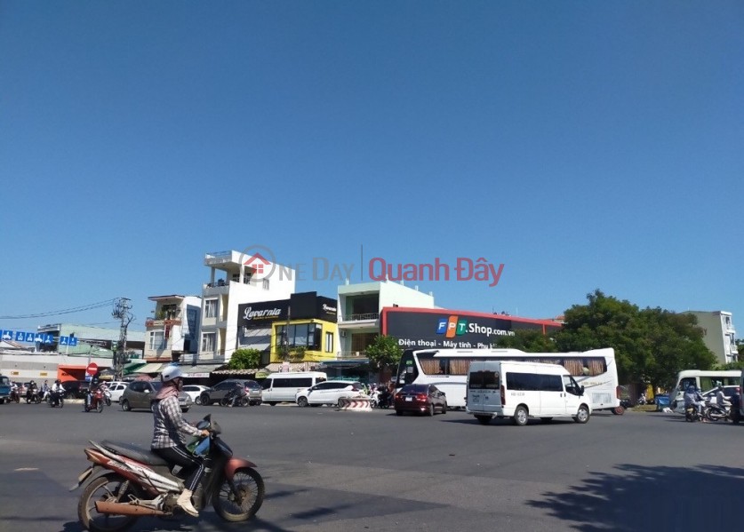 ► Ton Duc Thang Front House right at the Bus Station, 175m2, width 7, 14.x billion, Vietnam Sales đ 14.5 Billion