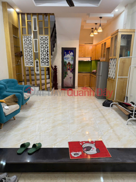Property Search Vietnam | OneDay | Nhà ở Niêm yết cho thuê, Cho thuê nhà nguyên căn 649 Lĩnh Nam, Diện tích 30m2 x 5 tầng - 3 ngủ to, 12 triệu