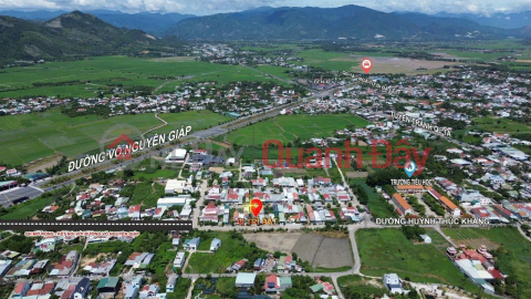 Lô góc 2 Mặt tiền hiếm hoi mặt tiền đường Huỳnh Thúc Kháng, Diên Toàn, Tỉnh Khánh Hòa _0