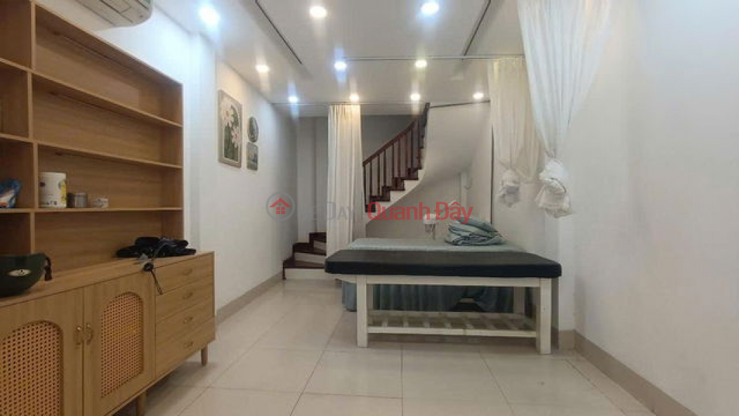 SUPER PRODUCT AT SO CROSSROAD - THROUGH ALLEY - BUSINESS - TRUCKS CAN PARKING AT THE DOOR 38m2, X 6 floors, 8 billion, Thinh Quang - Dong Da. Sales Listings