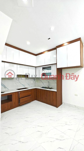 House with 43 m2 frontage, 4 solid floors, about 3 billion KOONG NEW HOUSE - FULL FUNCTION Vietnam Sales, đ 3.3 Billion