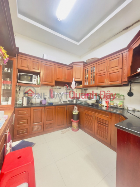 Làm ơn chọn, Nhà ở | Niêm yết bán | đ 7,7 tỷ