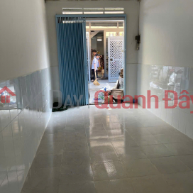 Room for rent 1.8 million, alley frontage opposite Chau Van Liem School _0