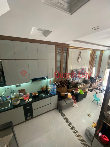 Property Search Vietnam | OneDay | Nhà ở Niêm yết bán | Nhà đẹp Hoa Lâm, Long Biên - 5 tầng kiên cố - Gần Đức Giang, Ngô Gia Tự - Ở ngay - Chỉ hơn 7 tỷ
