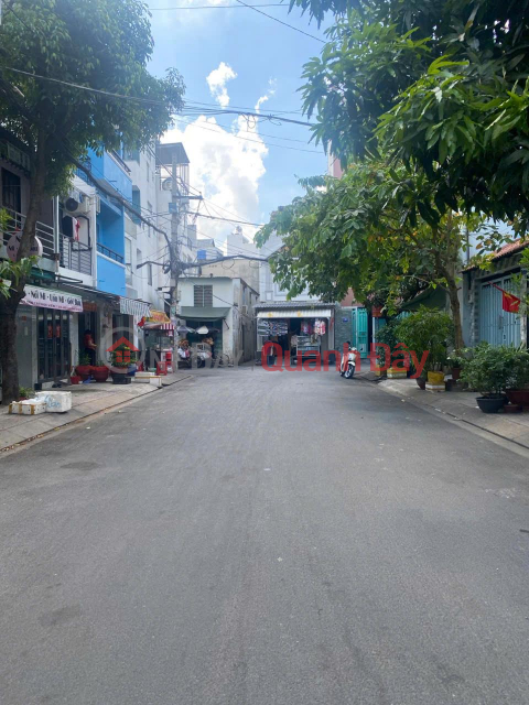 BÁN NHÀ QUẬN TÂN PHÚ, GẦN KÊNH TÂN HOÁ, 30M2, HẺM XE HƠI, NHỈNH 4 TỶ _0