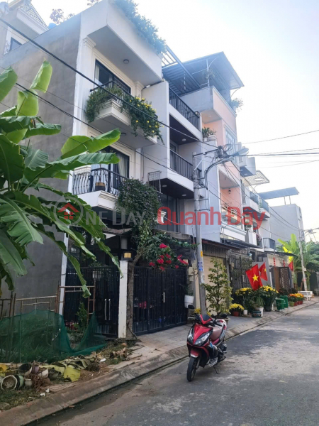 Land for sale in District 9, P lot land, Bung Ong Thoan, area 61m2, 3-storey construction area, only over 4 billion Sales Listings