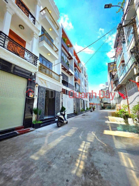 Beautiful house with elevator, 10m wide, Huynh Tan Phat alley accessible by car, 8.5 billion VND. Vietnam | Sales đ 6.99 Billion