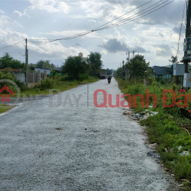 Busy residential area - Tay Ninh potential land is convenient for business! _0