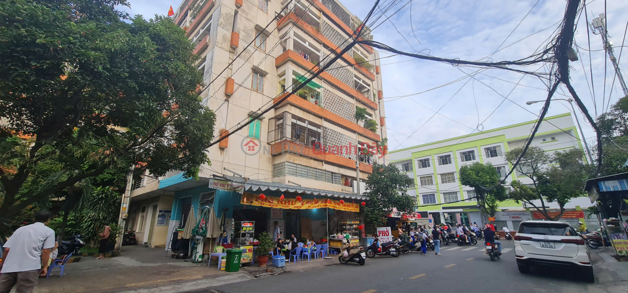 Shock - selling CORNER APARTMENT Nhieu Loc 72m² - 1.79 billion - near Tan Huong market. Sales Listings