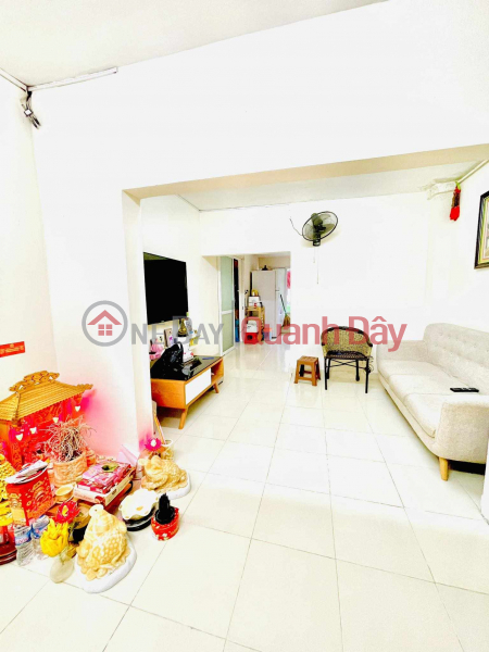 Property Search Vietnam | OneDay | Residential, Sales Listings, Nghia Tan collective, To Hieu street, Cau Giay 60m2 2BRs, busy utilities, 1.98 billion