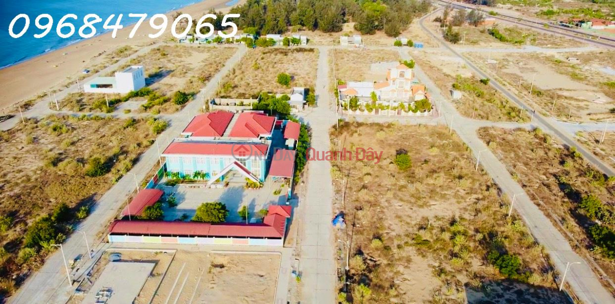 The owner is selling a plot of land in the Seaside project, lane 2, opposite Hoa Phu Secondary School. Sales Listings