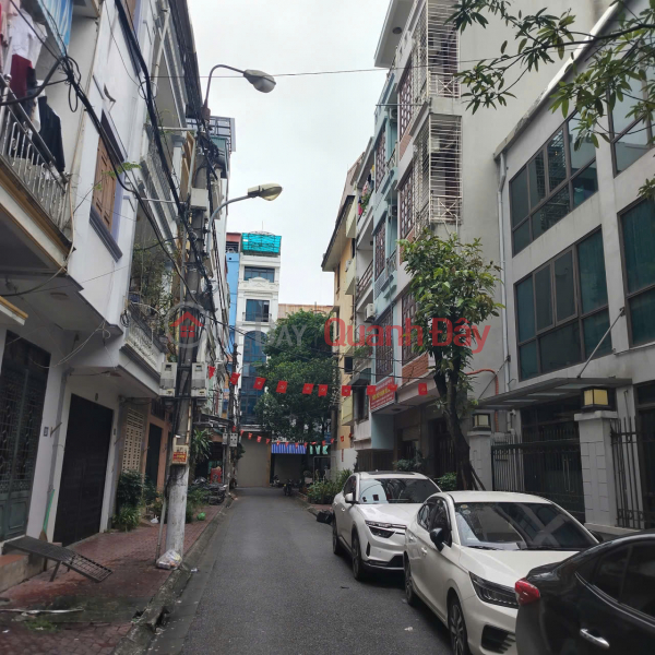 Property Search Vietnam | OneDay | Nhà ở | Niêm yết bán | PHÂN LÔ TRUNG KÍNH – MẠC THÁI TỔ 7 TẦNG THANG MÁY – NỘI THẤT SANG, SỊN, MỊN