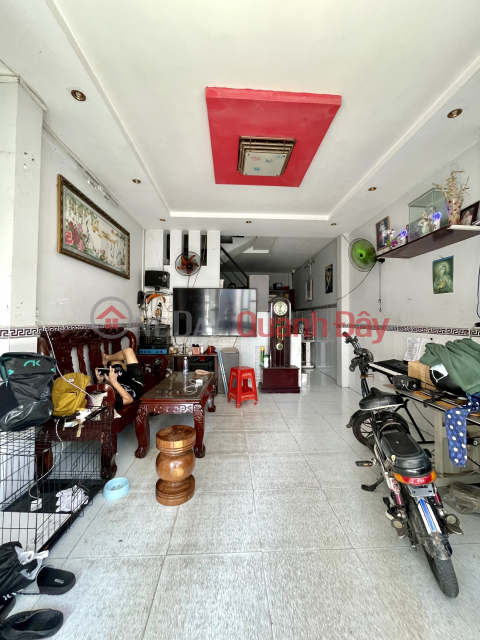3-storey house but price only 3 billion 480 less car alley 184 Le Dinh can _0