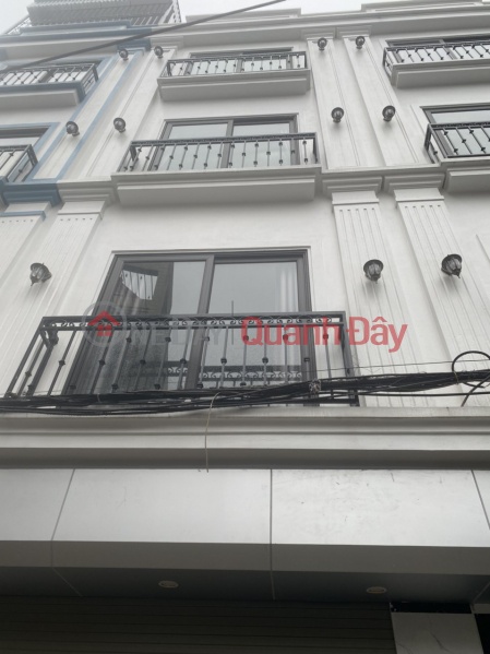 HOUSE FOR SALE THACH BAN, LONG BIEN, CAR PARKING, 37M2 - 5 FLOORS FOR ONLY 3.1 BILLION Sales Listings