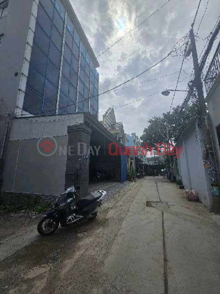 DT: 4x33= 132m² - 2 Tầng, Hẻm 6m Thông, BHHB, Bình Tân, Vietnam | Sales đ 6.5 Billion