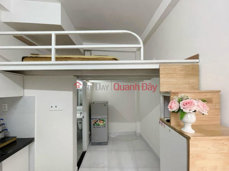 Duplex Room As Pictured Near Le Van Sy Bridge Rental Listings