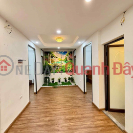QUICK SALE! CORNER PLOT, OWNER-BUILT HOUSE, 2 PERMANENTLY OPEN SIDES, CAR PARKING AT THE GATE, DUC DIEN AREA, AREA: 40m² x 5 FLOORS, 8.4 BILLION VND _0