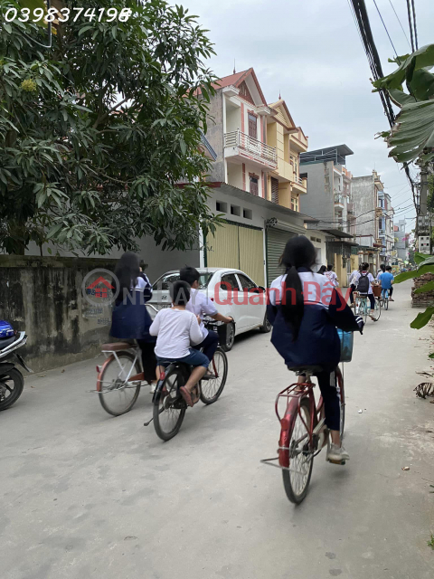 Sap Mai and Vong La alleys with paved inter-commune roads are open to cars _0