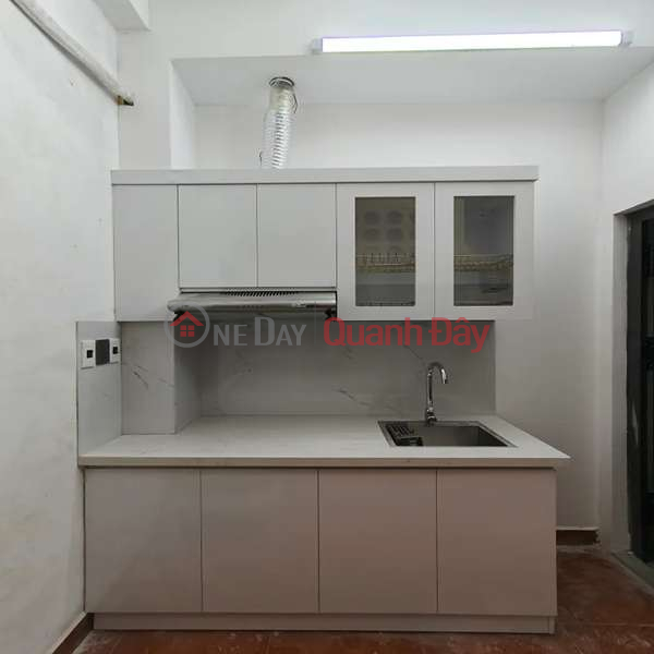 Le Van Hien house, 40m2, frontage 4.3m, car parking at the door, price 11.3 billion | Vietnam Sales đ 11.3 Billion