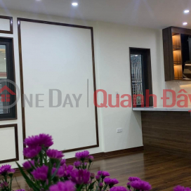 Selling Apartment Building 204m2 Doi Can Street, Ba Dinh 44 rooms Elevator Cash flow 3 billion\/year Price 42.4 billion _0