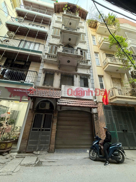 Cau Giay street front for business, near school, Nghia Do park _0