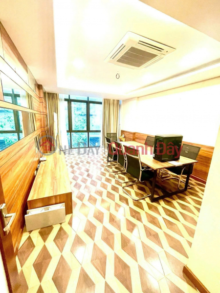 đ 33.5 Billion | VIP Lot - Extremely Rare, Nguyen Thi Dinh Street 60m2\\/6F Elevator, Frontage 4.4m 33.5 Billion (Negotiable)