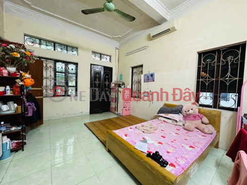 House for sale, 2 floors, Thuong Thanh, 52m², alleyway with wide frontage, car access, just over 8 billion VND. _0
