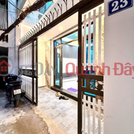 bán nhà Ngõ Chiến Thắng, Ô Chợ Dừa, Đống Đa 8,4T nhà dân xây, mặt tiền rộng, nội thất đẹp. _0