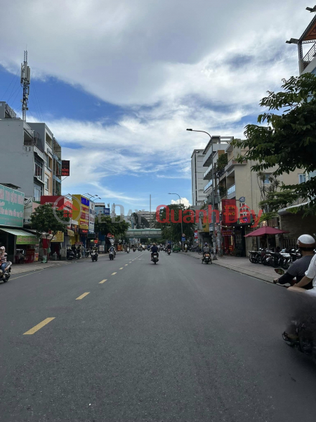 Business front at the top of the center of Ward 12, Binh Thanh, 65m2, 4m wide, more than 11 billion TL Sales Listings