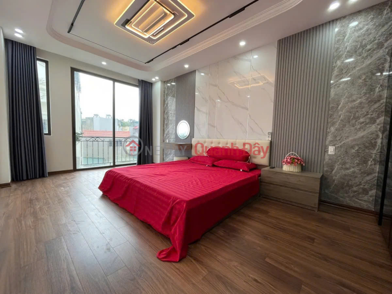 BEAUTIFUL HOUSE FOR RESIDENTS TO BUILD CARS INTO THE HOUSE Nguyen Van Linh Street 45m2 X 6 floors, 3.6m frontage, 10.5 billion Long Bien. Vietnam, Sales, đ 10.5 Billion