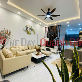 Selling house in Xa Dan, Nam Dong ward 10m to VIP street, live right away, 60 m2 ONLY 6.35 billion VND _0