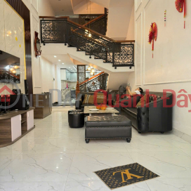 3-STOREY HOUSE FOR SALE ON BUSINESS STREET, PHUC YEN CENTER - GOLDEN LOCATION! _0