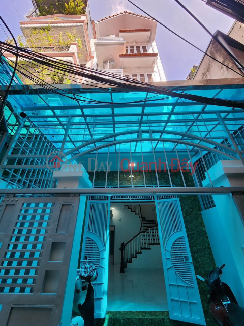 Beautiful new house with full furniture right on Minh Khai street, 57m2* 4 floors, 4m frontage, price 8.65 billion. _0