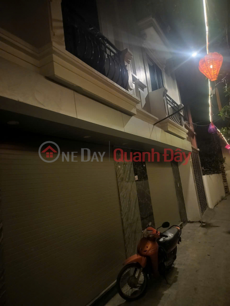 Property Search Vietnam | OneDay | Residential, Sales Listings, Two newly built houses for sale in a side alley in Sai Dong - 50m2 x 5 floors x 6 bedrooms. Elevator. 9.x billion VND.