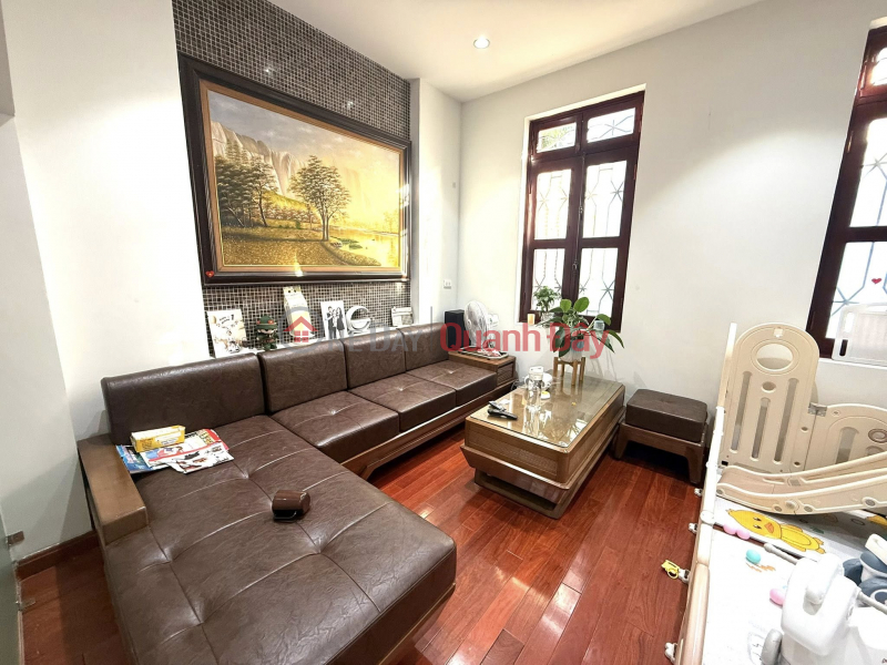 Price reduced! House for sale on Thai Phien street, 45m2, 4 floors, 4m frontage, 41 billion VND, wide sidewalk, excellent for business. Sales Listings