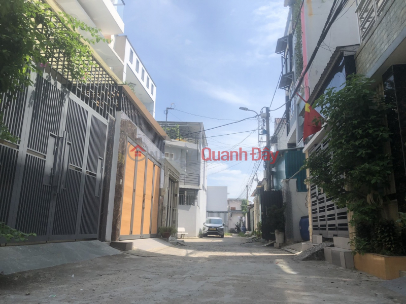 Gấp bán - Đình Phong Phú - hẻm tải - 80m2 - giá 6.9 tỷ | Việt Nam | Bán đ 6,9 tỷ