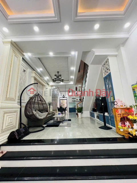 Nhà 4 tầng lung linh, hẻm xe hơi Đào Tông Nguyên, tặng nội thất tiền tỷ _0