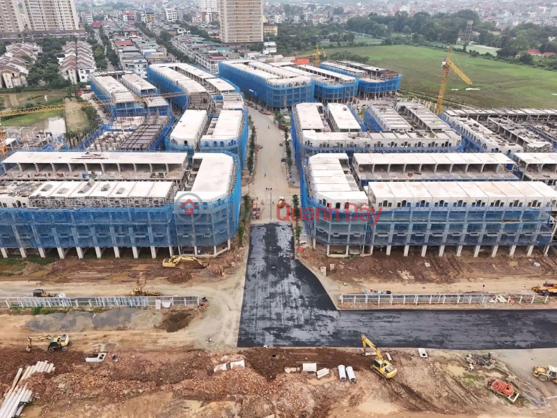 NHÀ MẶT PHỐ HOÀNG QUỐC VIỆT KÉO DÀI DT95M2 XÂY 5 TẦNG GIÁ 39.7 TỶ LH; 0931982626 Việt Nam | Bán, đ 39,7 tỷ