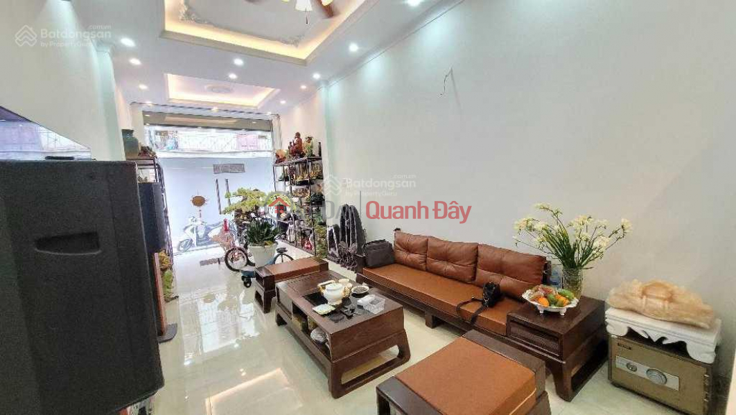 House for sale in Kim Giang, area 50m2 x 5 floors, shallow alley, car parking at door, extremely beautiful, airy, ready to move in, price 7.86 billion Sales Listings
