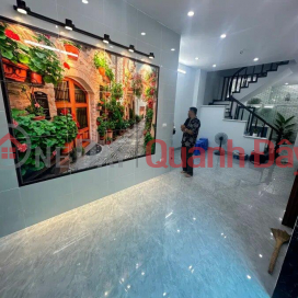 Kham Thien Townhouse for Sale, Dong Da, Area 50m2, 5 Floors, 6 Beautiful and Sparkling Bedrooms, Approximately 6 Billion. _0