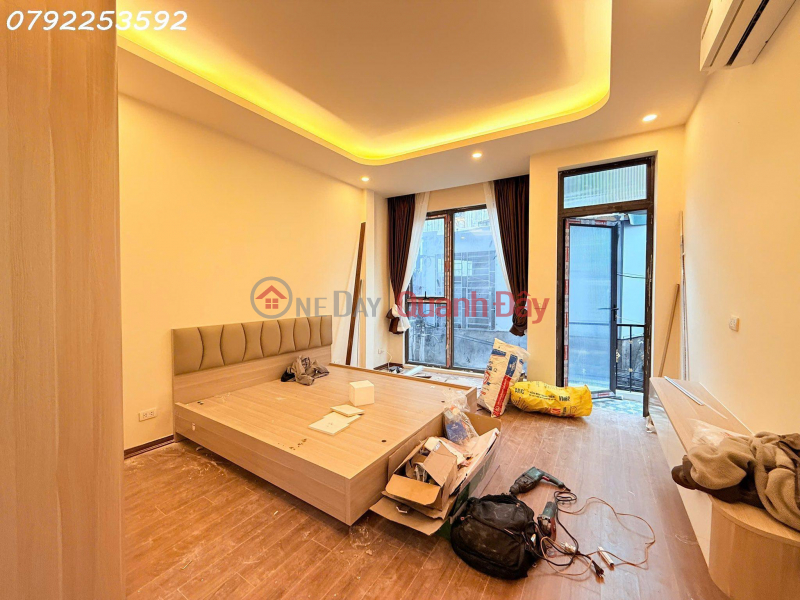 đ 7,5 tỷ | Bán Nhà! Văn Chương. Đống Đa. 27-30m x 4 tầng. Mặt Tiền 5m. Giá bán 7.5 tỷ.