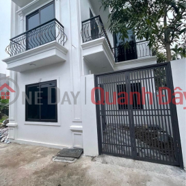 Newly built 3-storey house for sale in Vien Van Noi Dong Anh for just over 2 billion _0