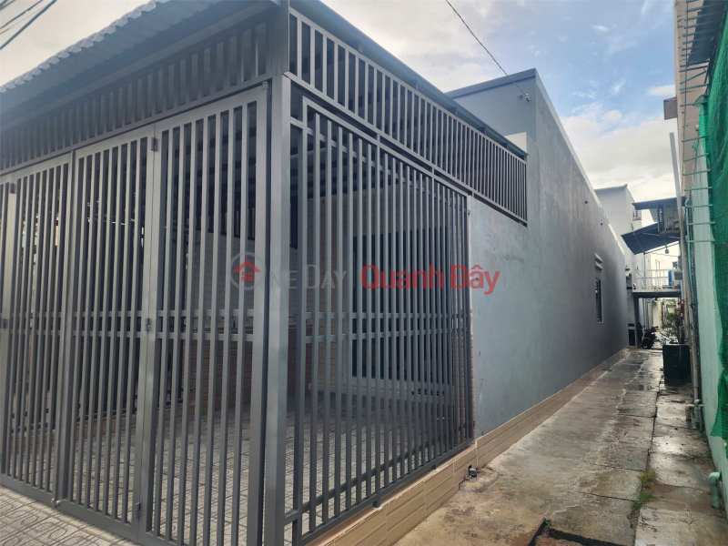 đ 1.95 Billion New House for Sale, Corner House, Alley, 3 Frontages, Beautiful Location in Vinh Quang - Rach Gia - Kien Giang