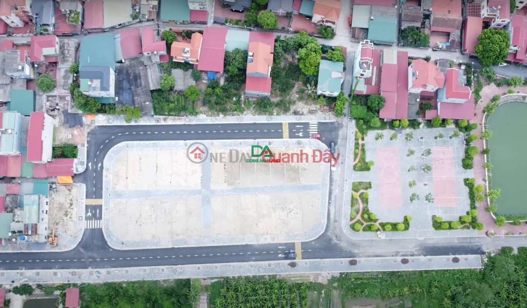 Selling corner lot with 3 fronts of X7 Lo Khe auction area, Lien Ha commune, Dong Anh district, price 3x Sales Listings
