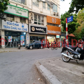 123m2, 3 street frontages, bustling business street, 16m wide, in Trau Quy, Gia Lam. Contact 0989894845 _0